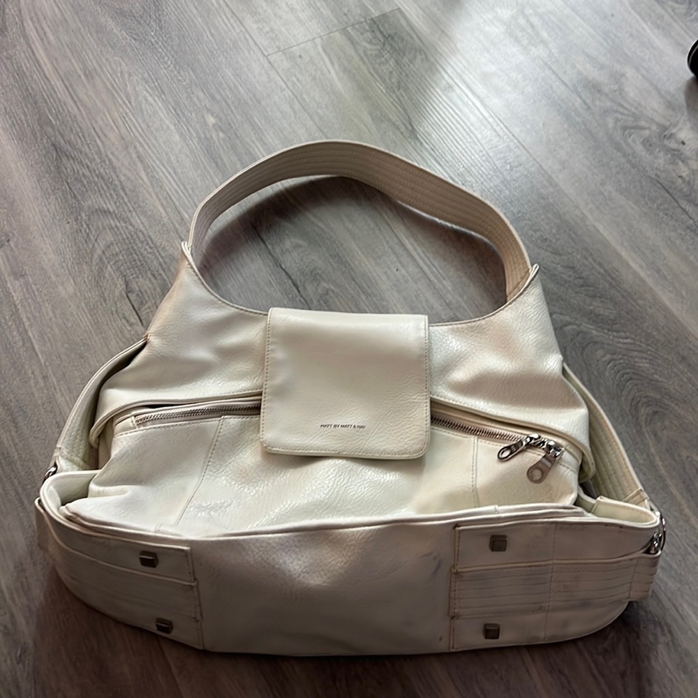 Matt & Nat Cream Shoulder Bag